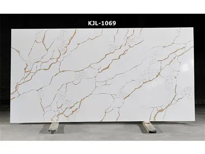 Kultakalacatta -kvartsi